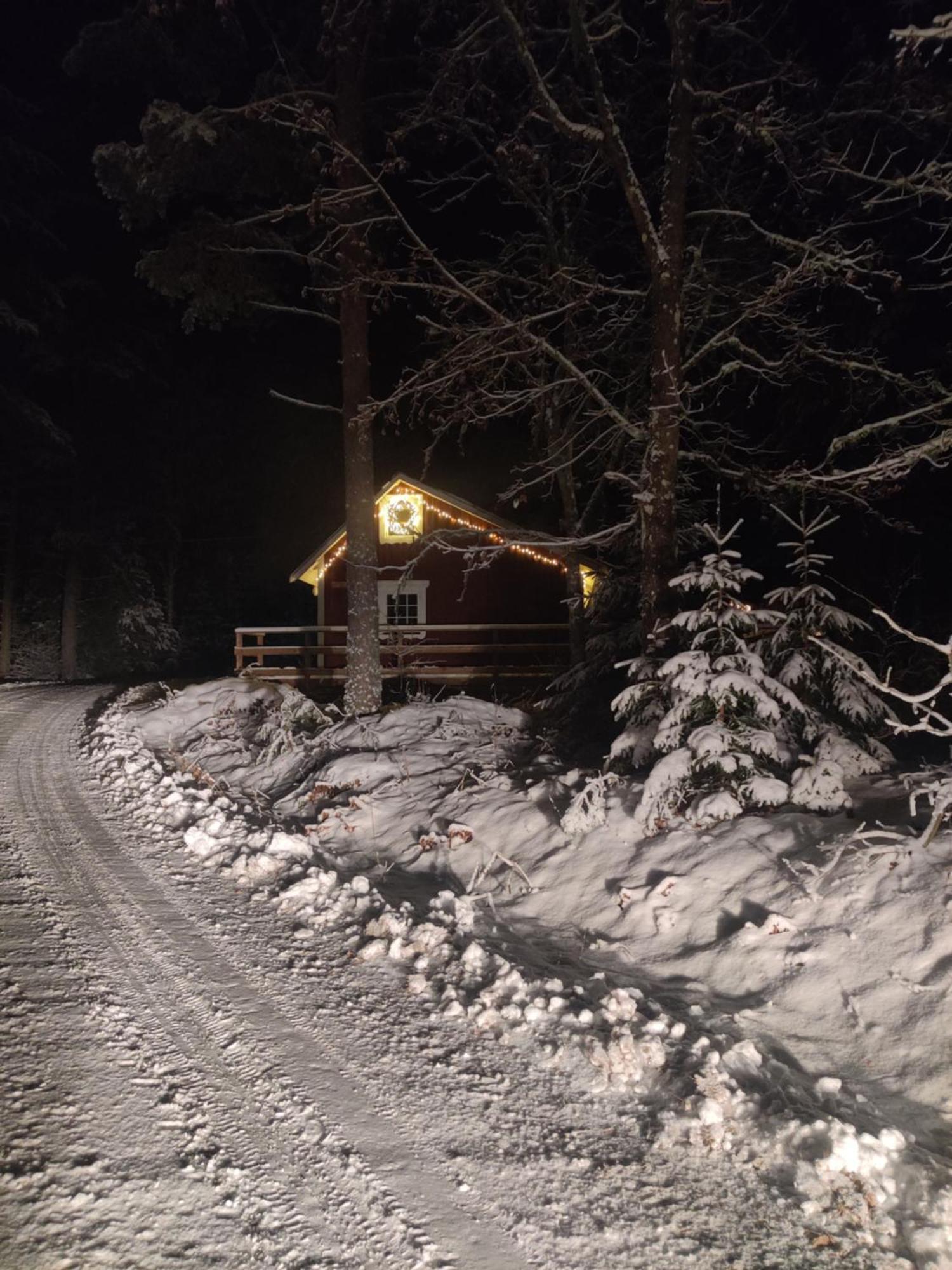 Davids Stuga Klassbol ภายนอก รูปภาพ